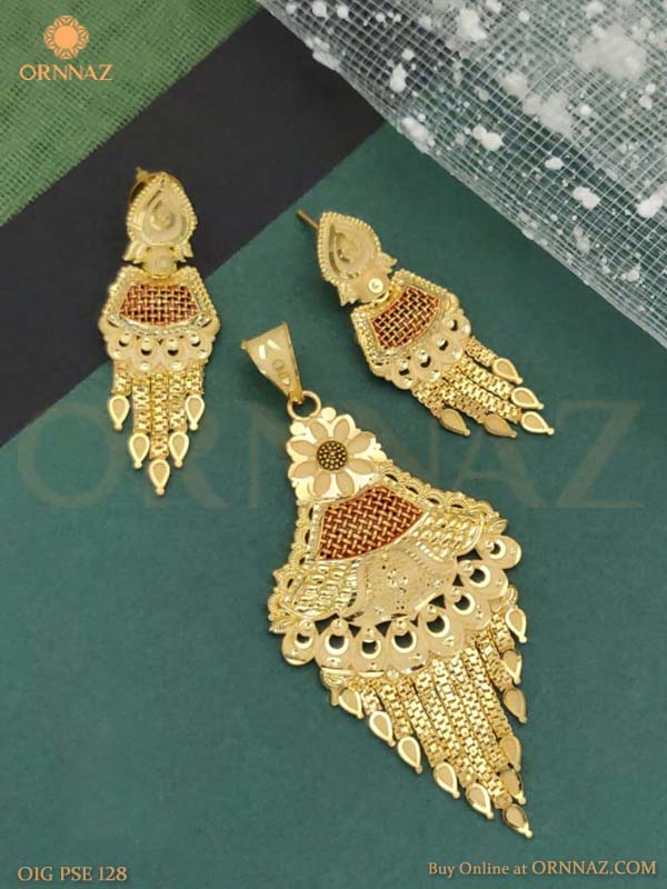 Ladies Flower Design Golden Pendent Set