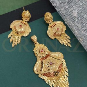 Fancy 1 Gram Pendant Set Floral Design with Earring